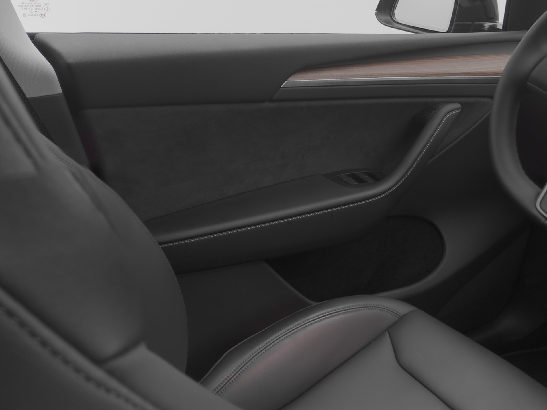 TESLA Model Y Performance Dual Motor All-Wheel Drive-image-7