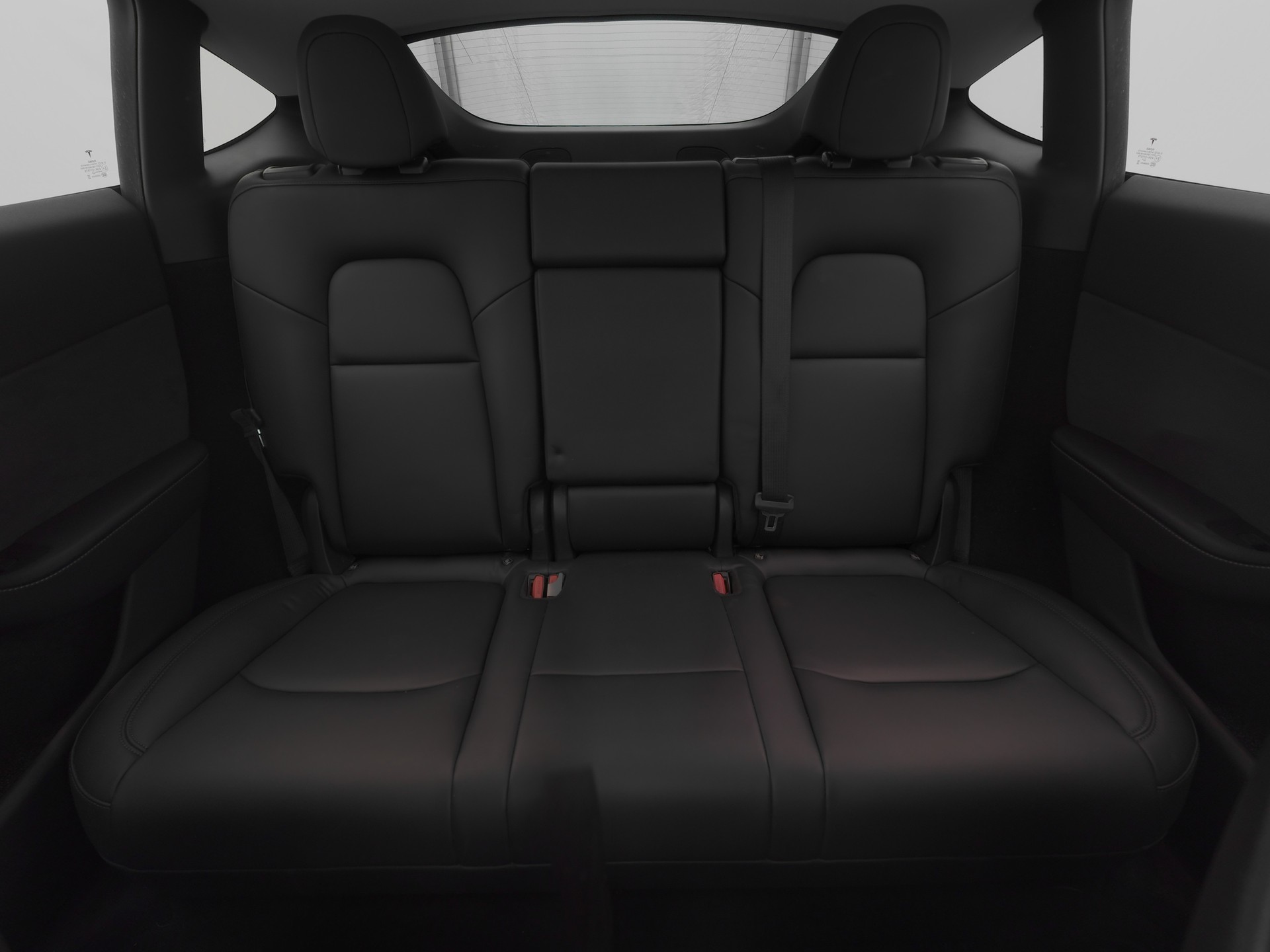 TESLA Model Y Performance Dual Motor All-Wheel Drive-image-10