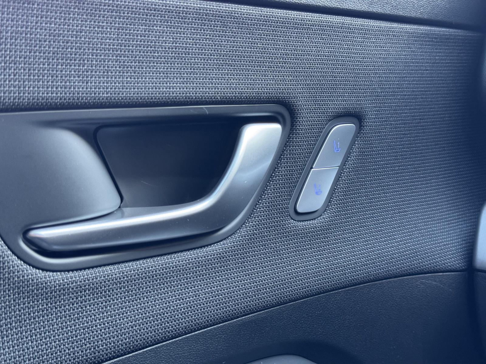 HYUNDAI Kona 1.6 GDi Hybrid Vertex Swiss Edition-image-9