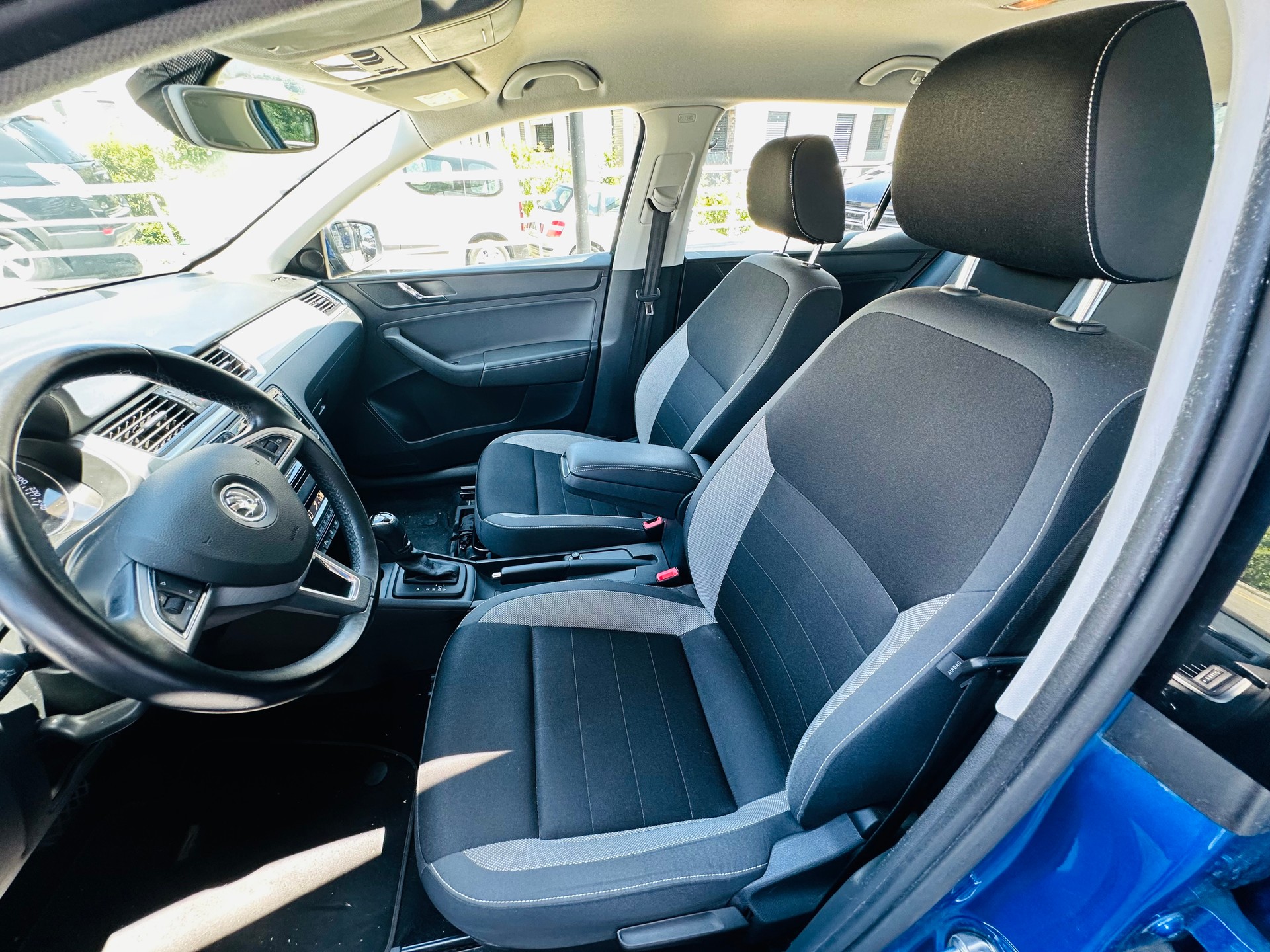 SKODA Rapid Spaceback 1.4 TSI Ambition DSG-image-7