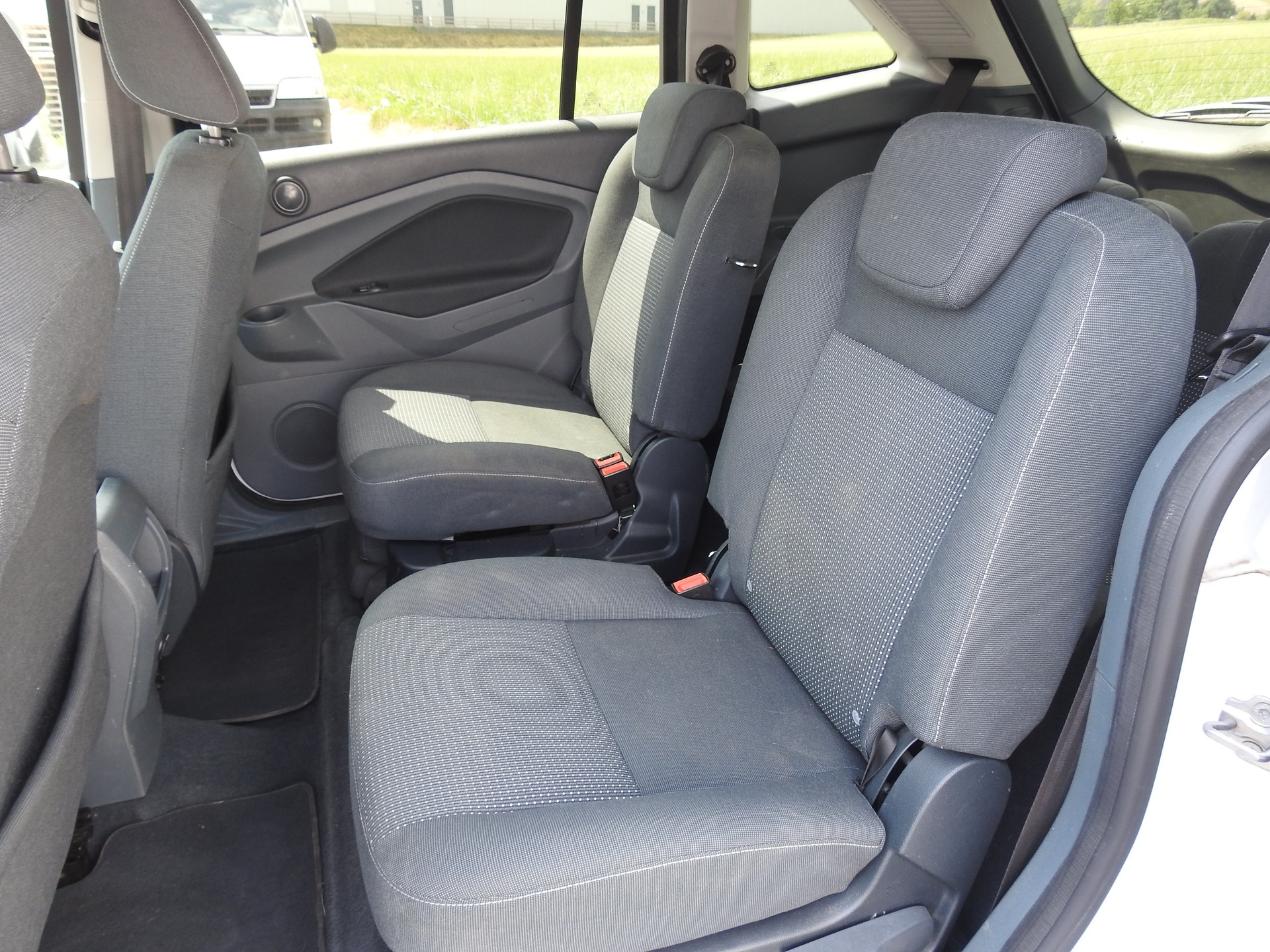 FORD Grand C-Max 1.6 Ti-VCT KNIE-Edition-image-7