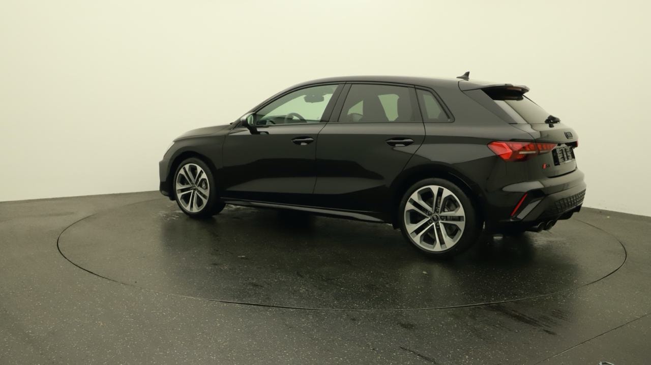 AUDI S3 Sportback TFSI quattro S-tronic-showroom-element-2