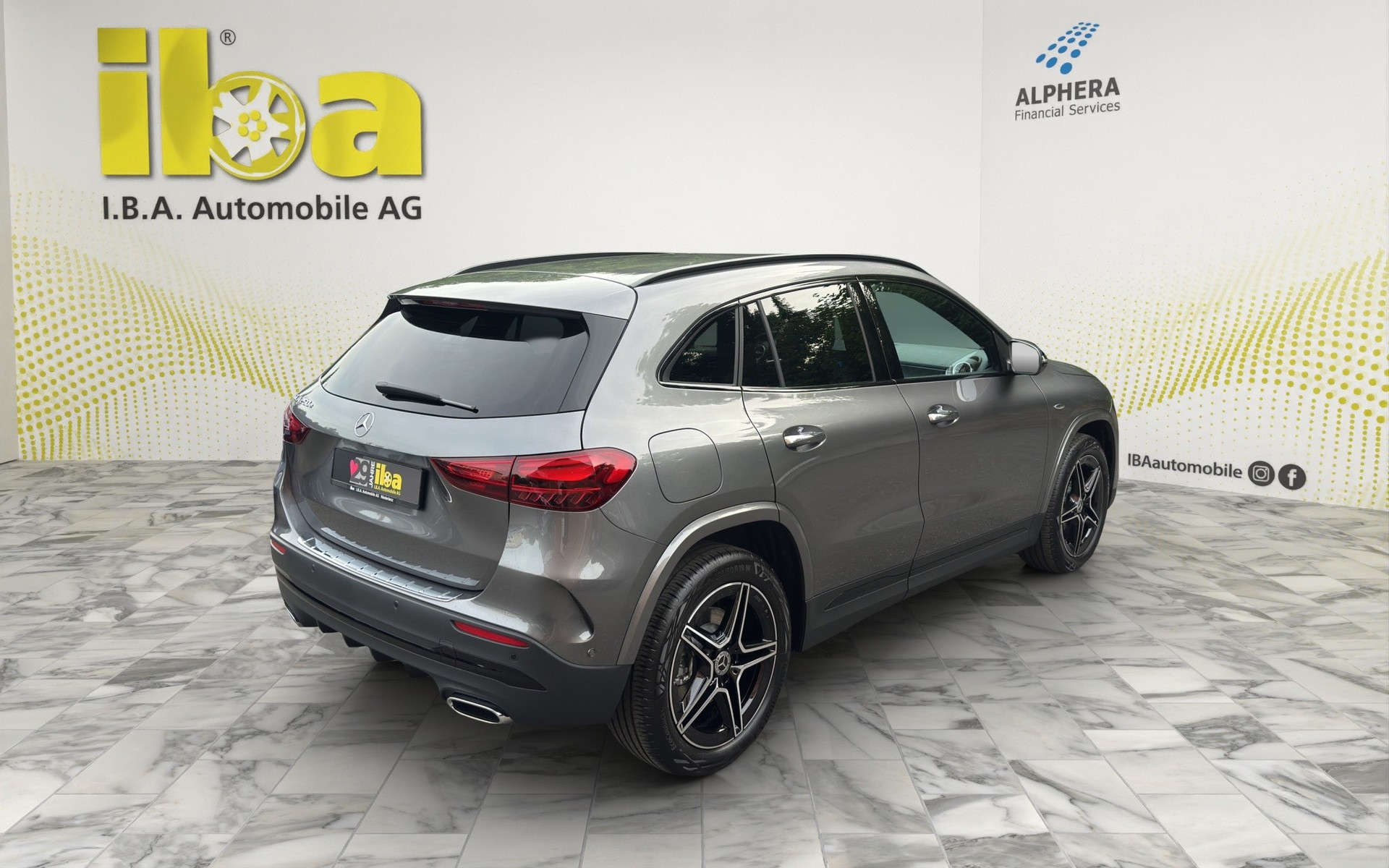 MERCEDES-BENZ GLA 250 e 8G-DCT AMG Line Night Paket FACELIFT-image-4