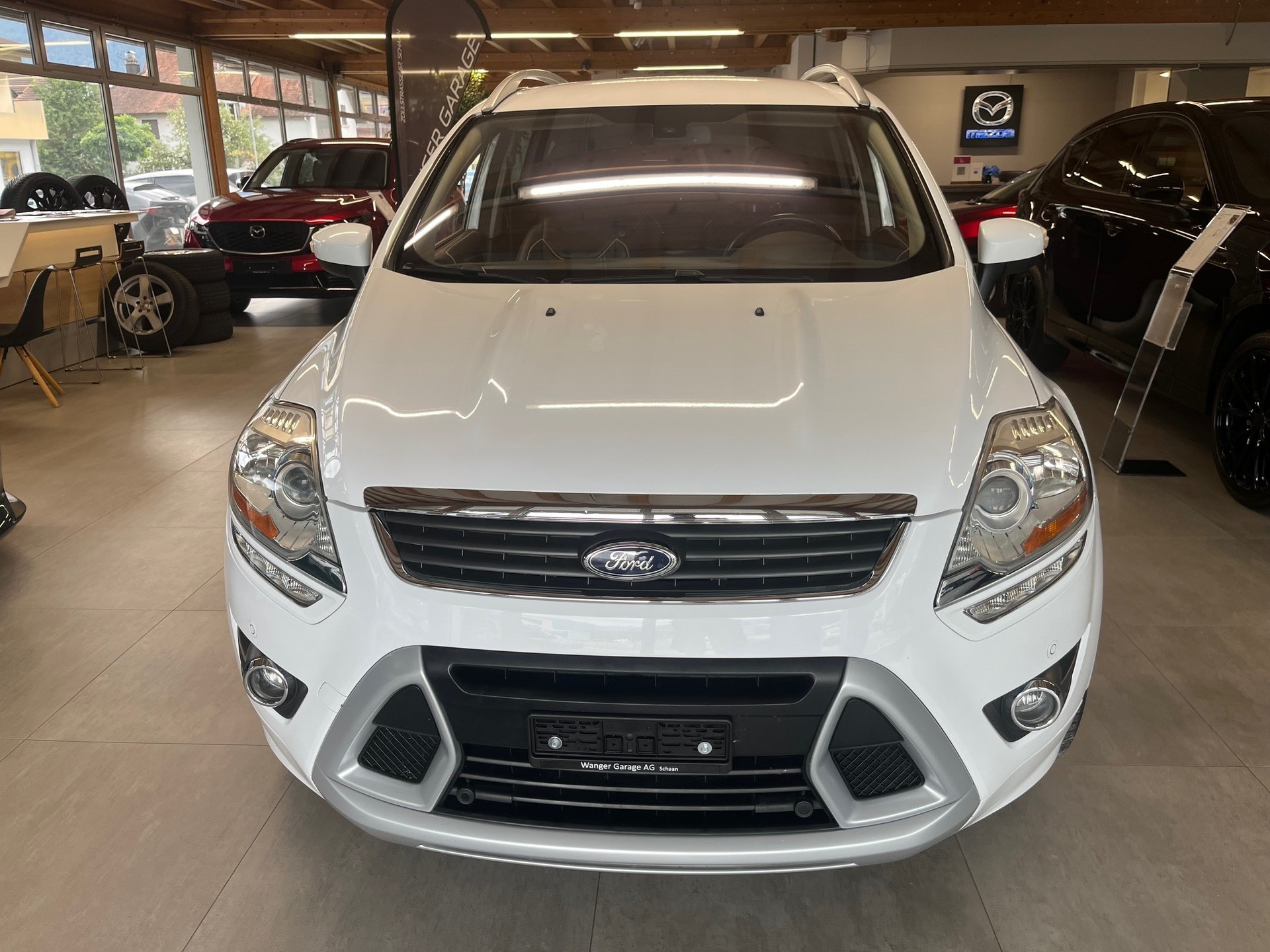 FORD Kuga 2.0 TDCi Individual 4WD PowerShift-image-1