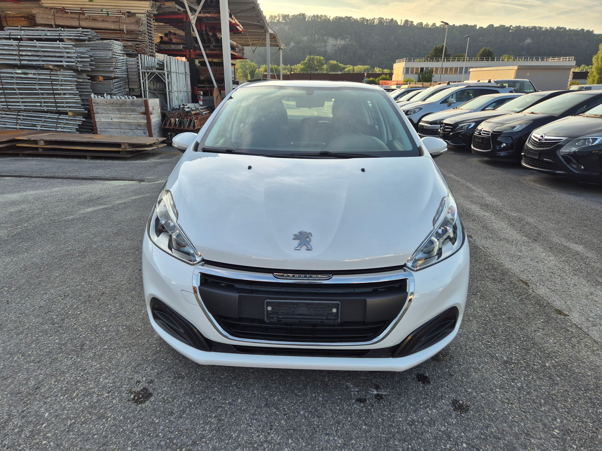 PEUGEOT 208 1.2 PureTech Access-image-4