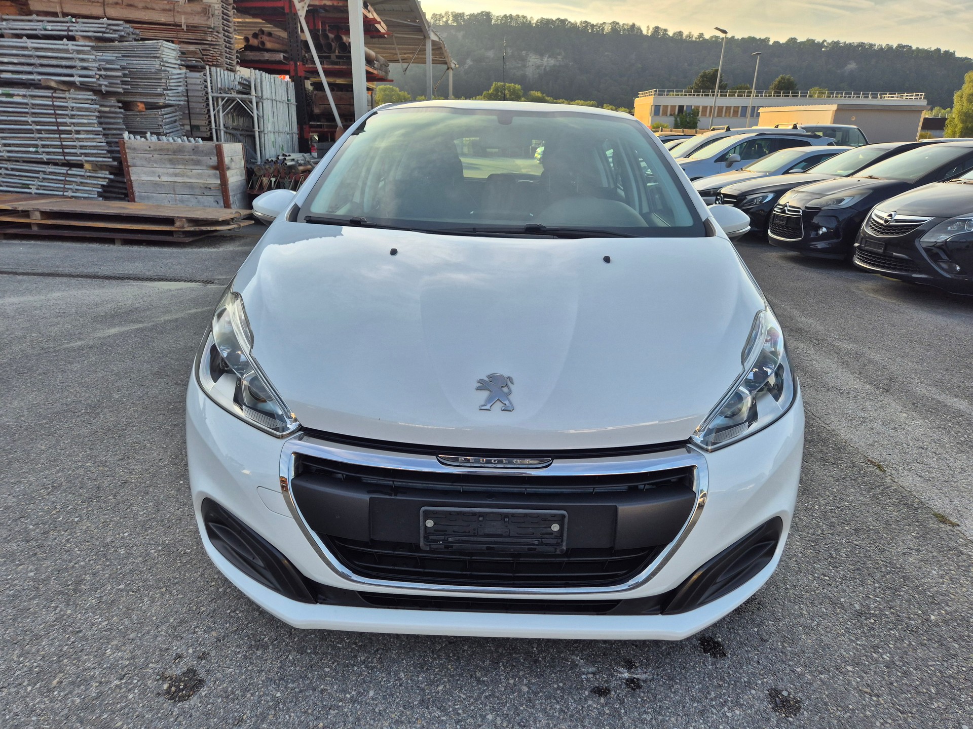 PEUGEOT 208 1.2 PureTech Access-image-0