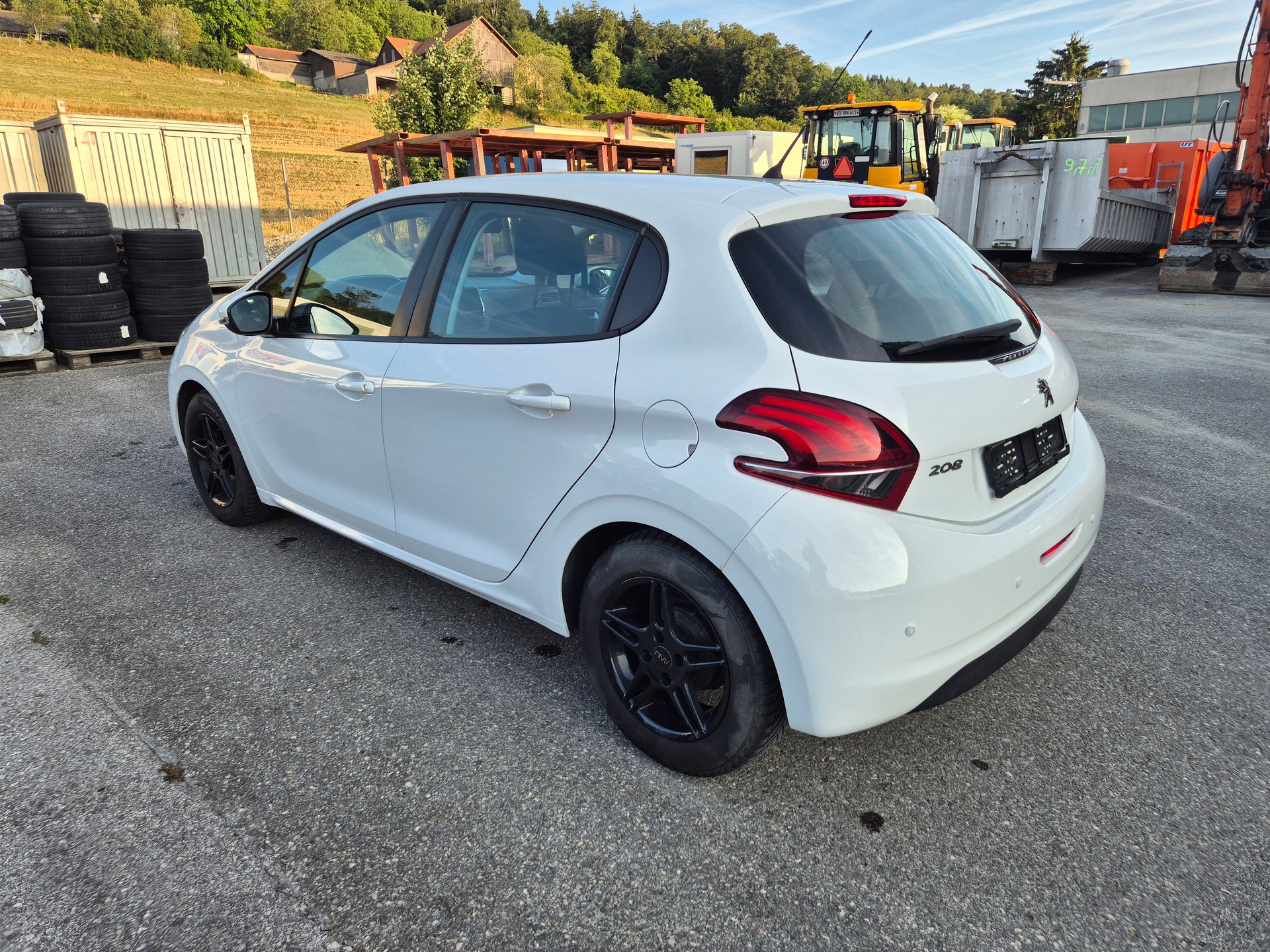 PEUGEOT 208 1.2 PureTech Access-image-6