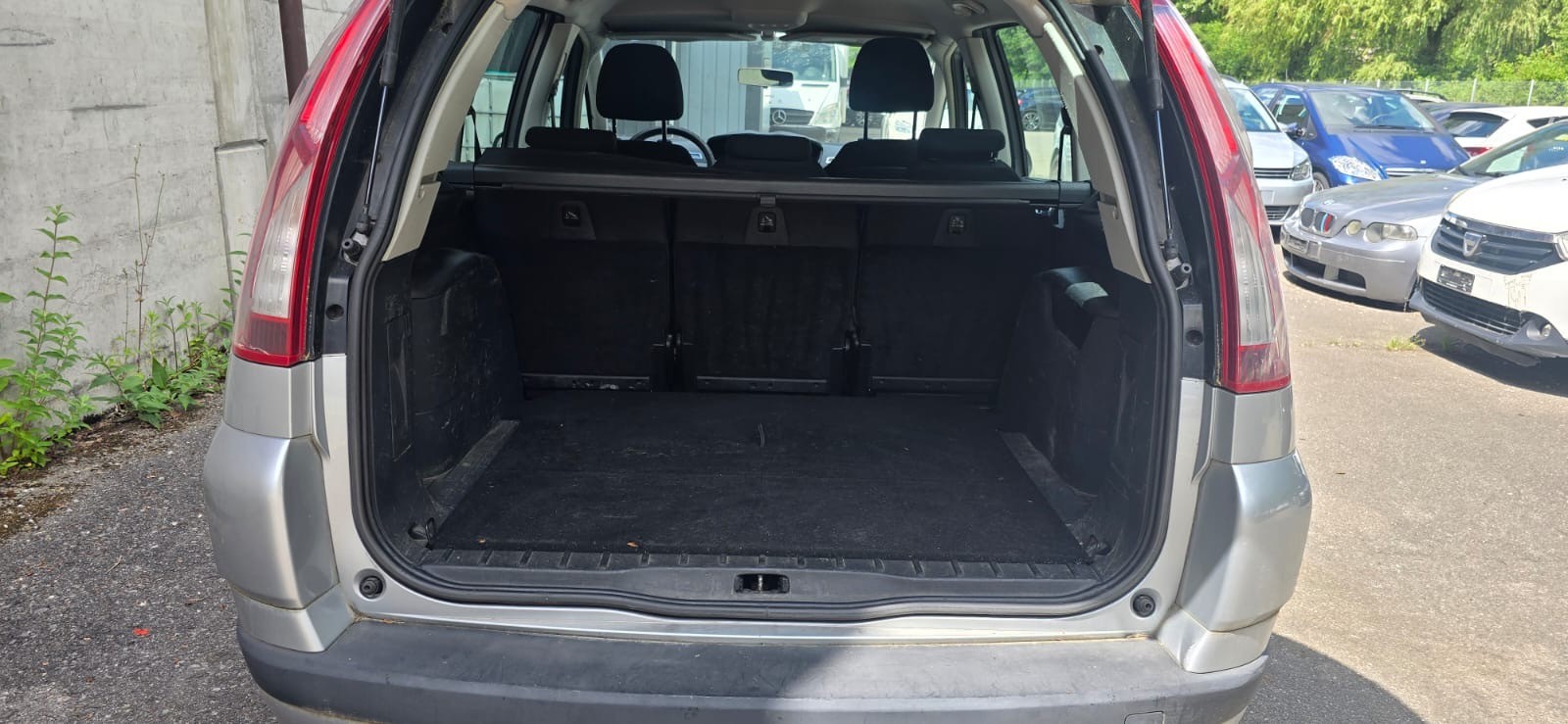 CITROEN C4 Picasso 1.6i 16V Essentiel-image-4
