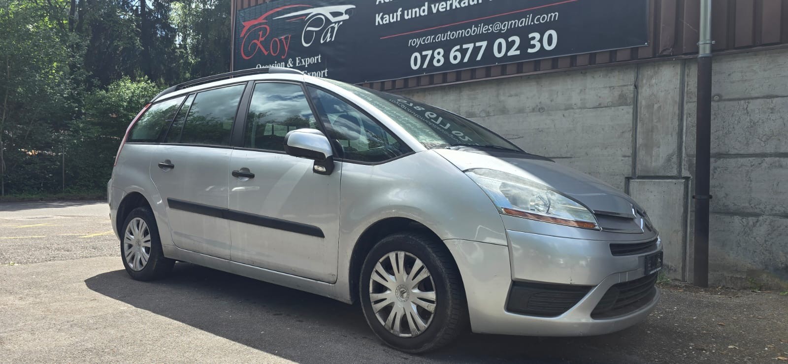 CITROEN C4 Picasso 1.6i 16V Essentiel-image-0