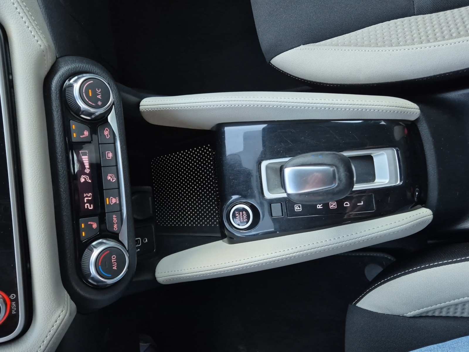 NISSAN Micra IG-T 100 acenta Xtronic-image-15