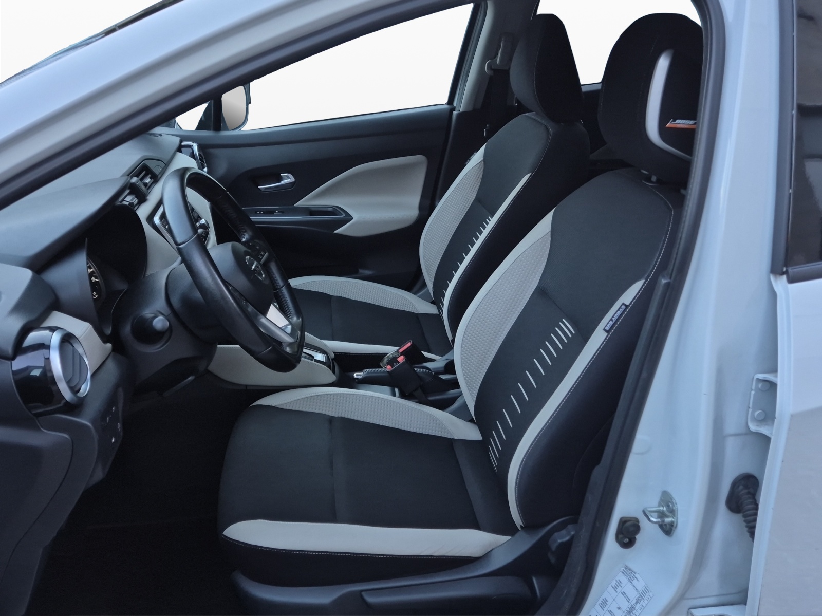 NISSAN Micra IG-T 100 acenta Xtronic-image-8