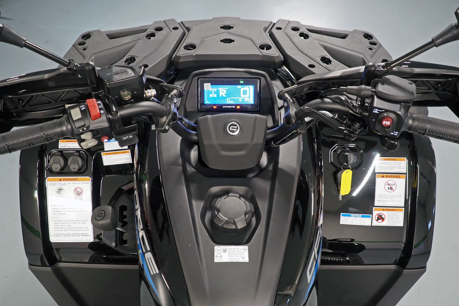 CF MOTO C Force 520 EPS 4x4-image-11