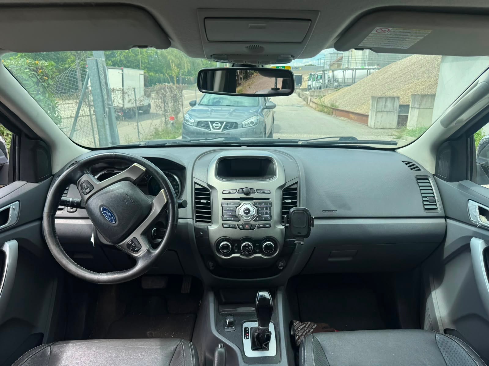 FORD Ranger Limeted 2.2 TDCi 4x4-image-16
