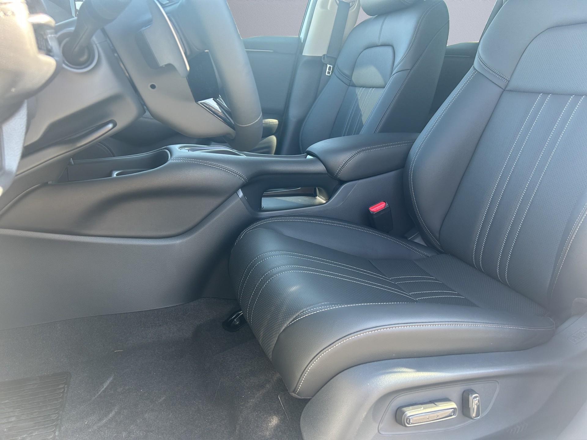 HONDA ZR-V 2.0 i-MMD Advance-image-8