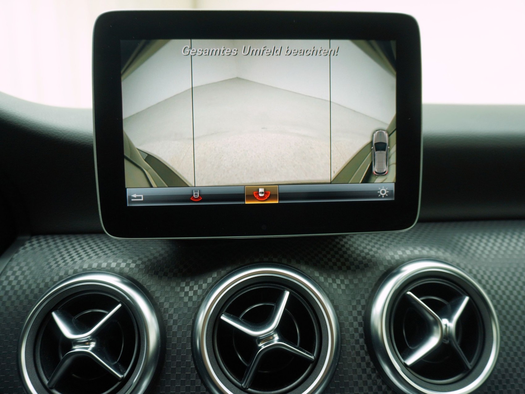 MERCEDES-BENZ A-Klasse A 200 Urban-image-20
