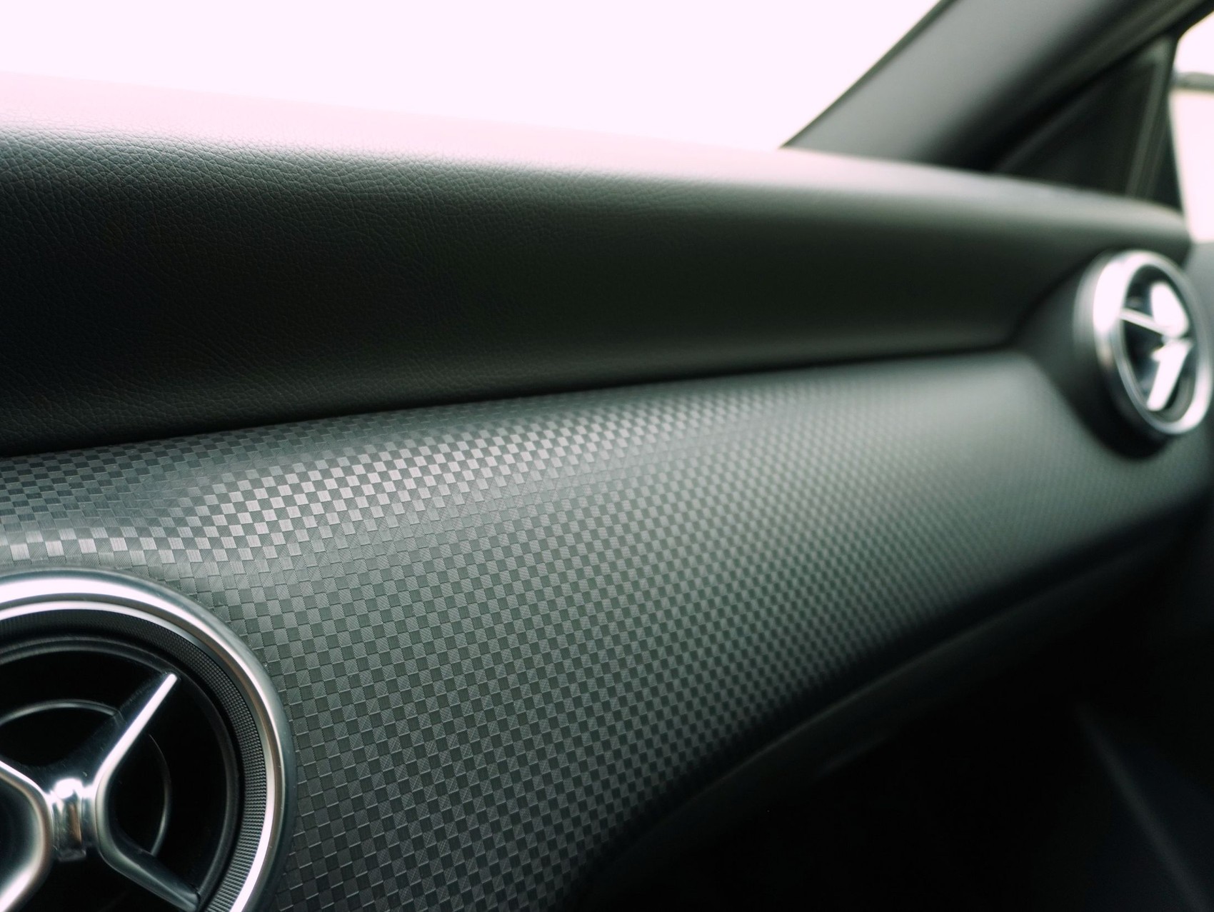 MERCEDES-BENZ A-Klasse A 200 Urban-image-14