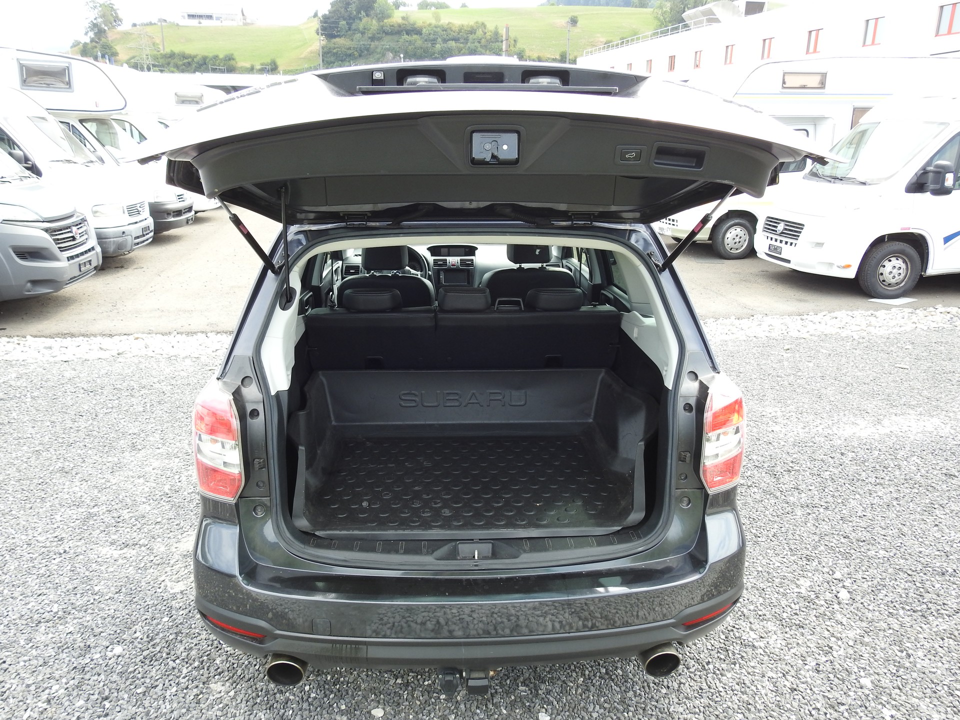 SUBARU Forester 2.0XT Luxury Lineartronic-image-10