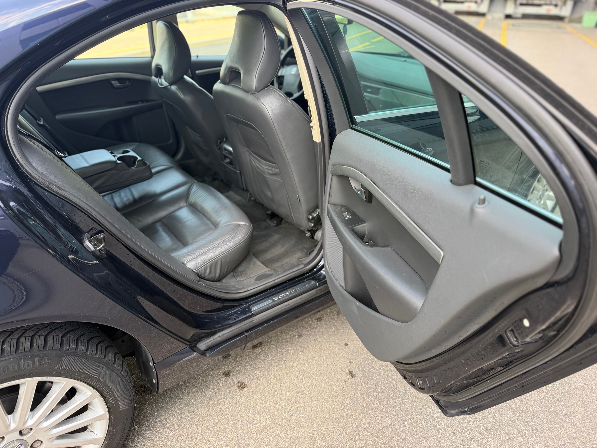 VOLVO S80 3.2 Executive Geartronic-image-9