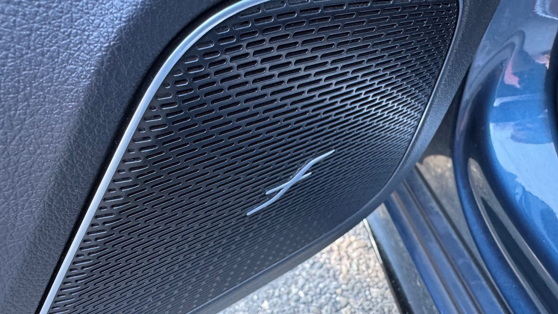 MERCEDES-BENZ A 35 AMG 4Matic Speedshift-image-12