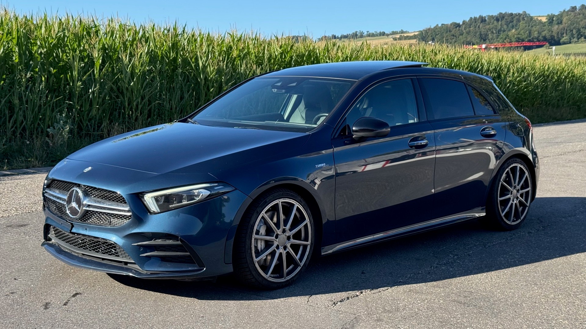 MERCEDES-BENZ A 35 AMG 4Matic Speedshift-image-0