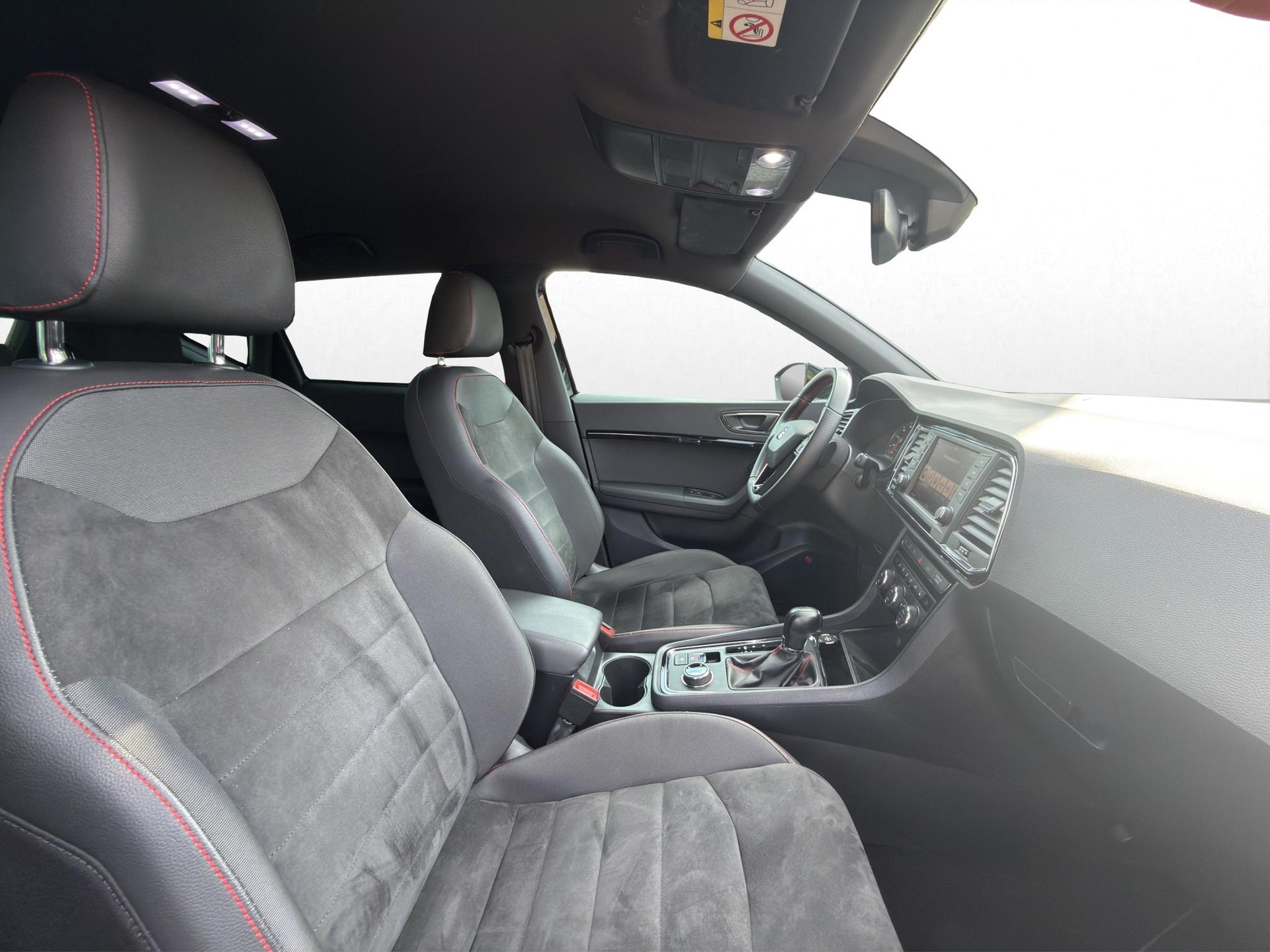 SEAT Ateca 2.0 TSI FR 4Drive DSG-image-15