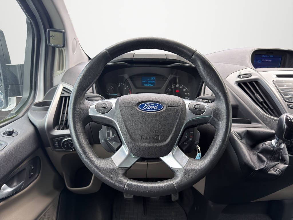 FORD Tourneo Custom 300 L2 2.2 TDCi 125 Trend-image-9