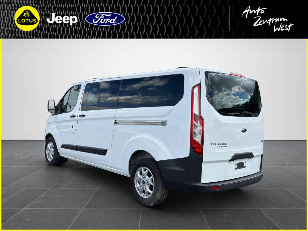 FORD Tourneo Custom 300 L2 2.2 TDCi 125 Trend-image-2