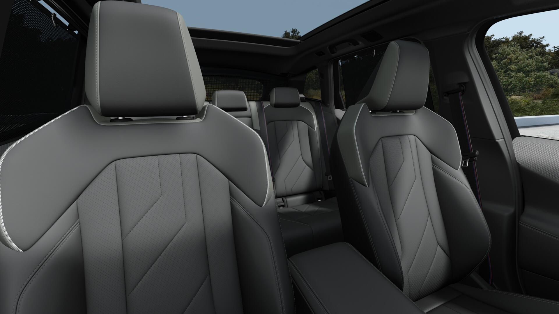 BMW X3 M50i-image-3