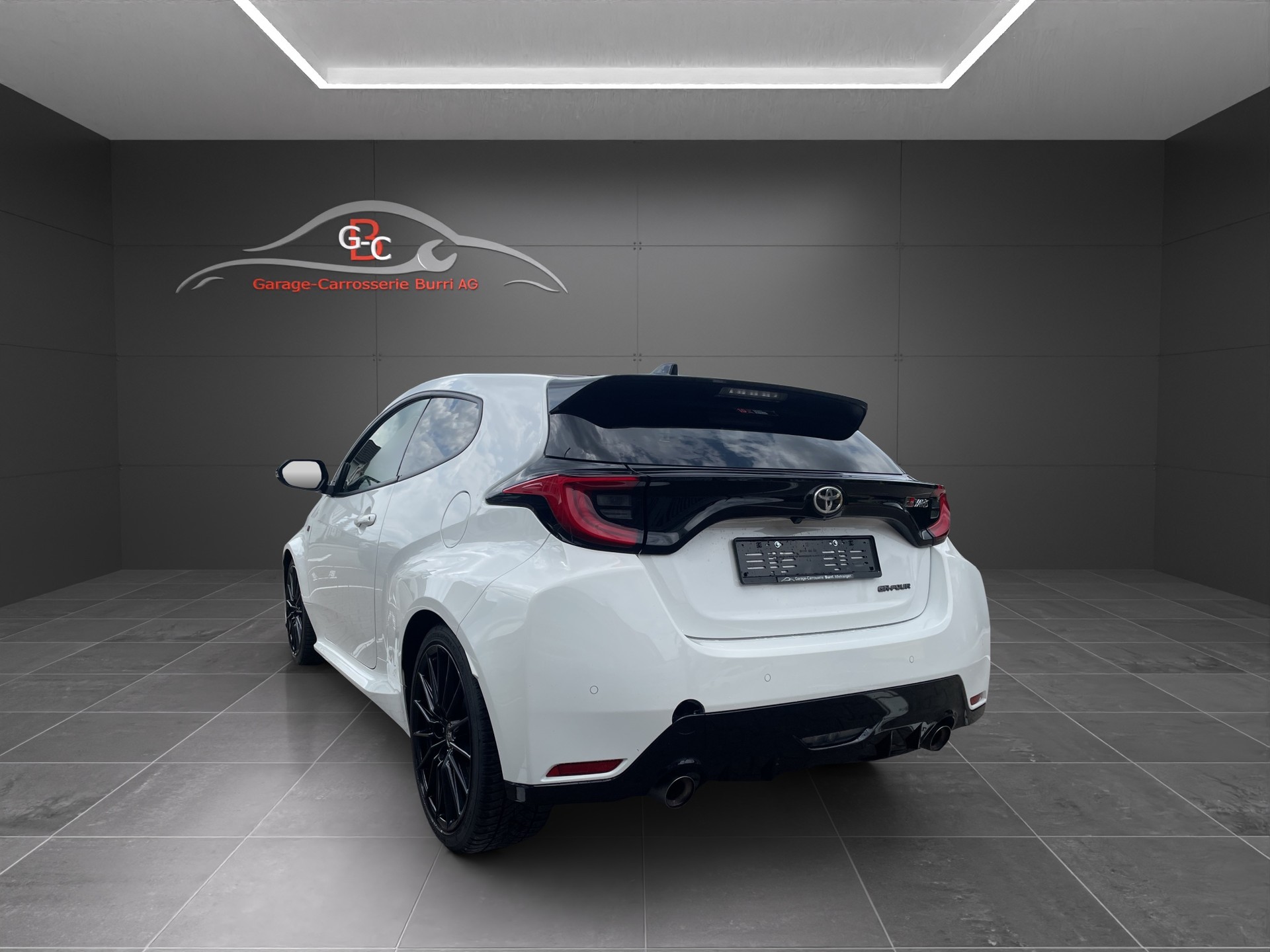 TOYOTA Yaris 1.6 GR Sport-image-5