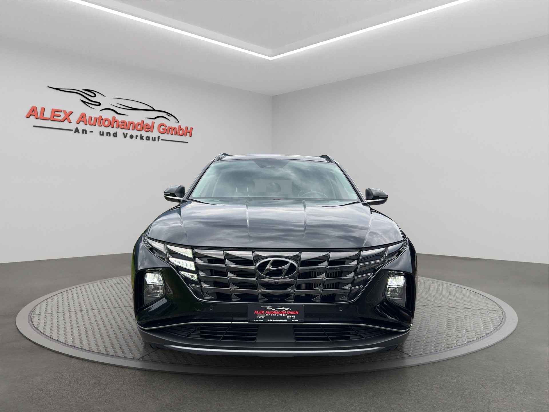 HYUNDAI Tucson 1.6 TGDI 48V Amplia DCT 4WD-image-1