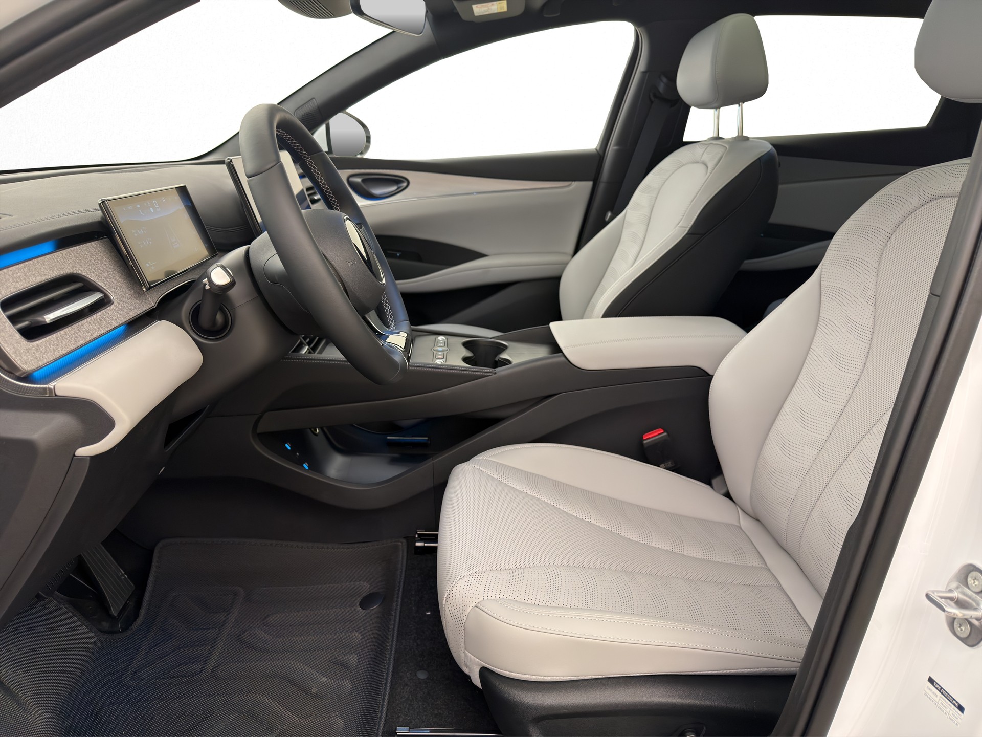 BYD Seal 6 DM-i Touring Comfort-image-6