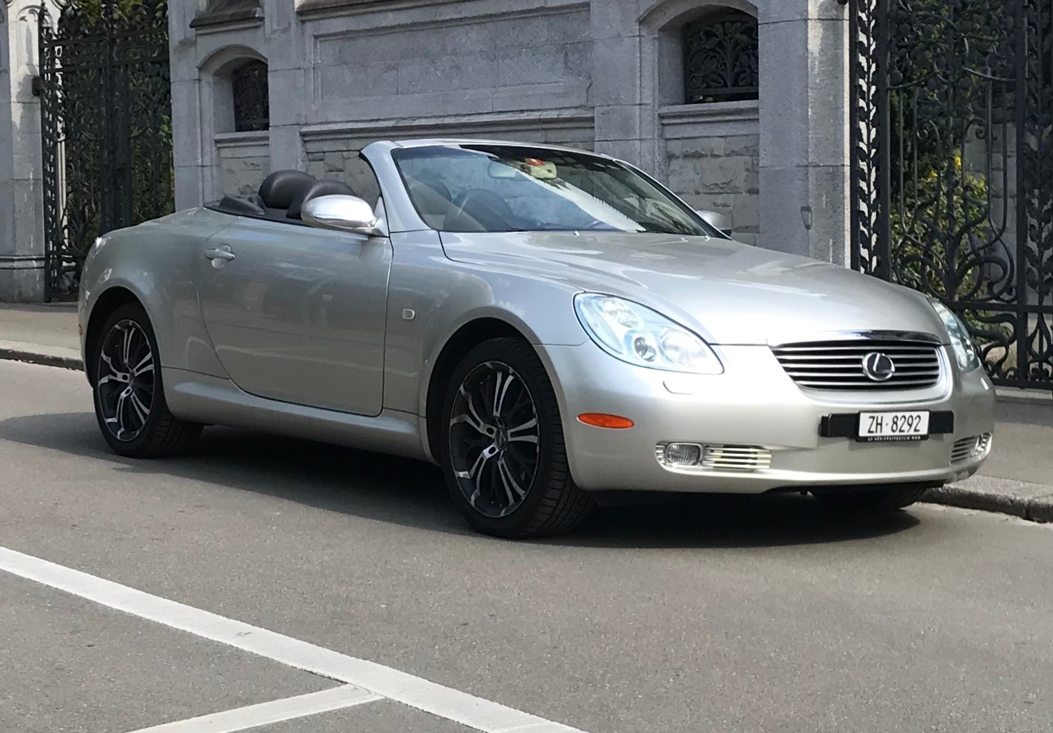 LEXUS 430-image-0