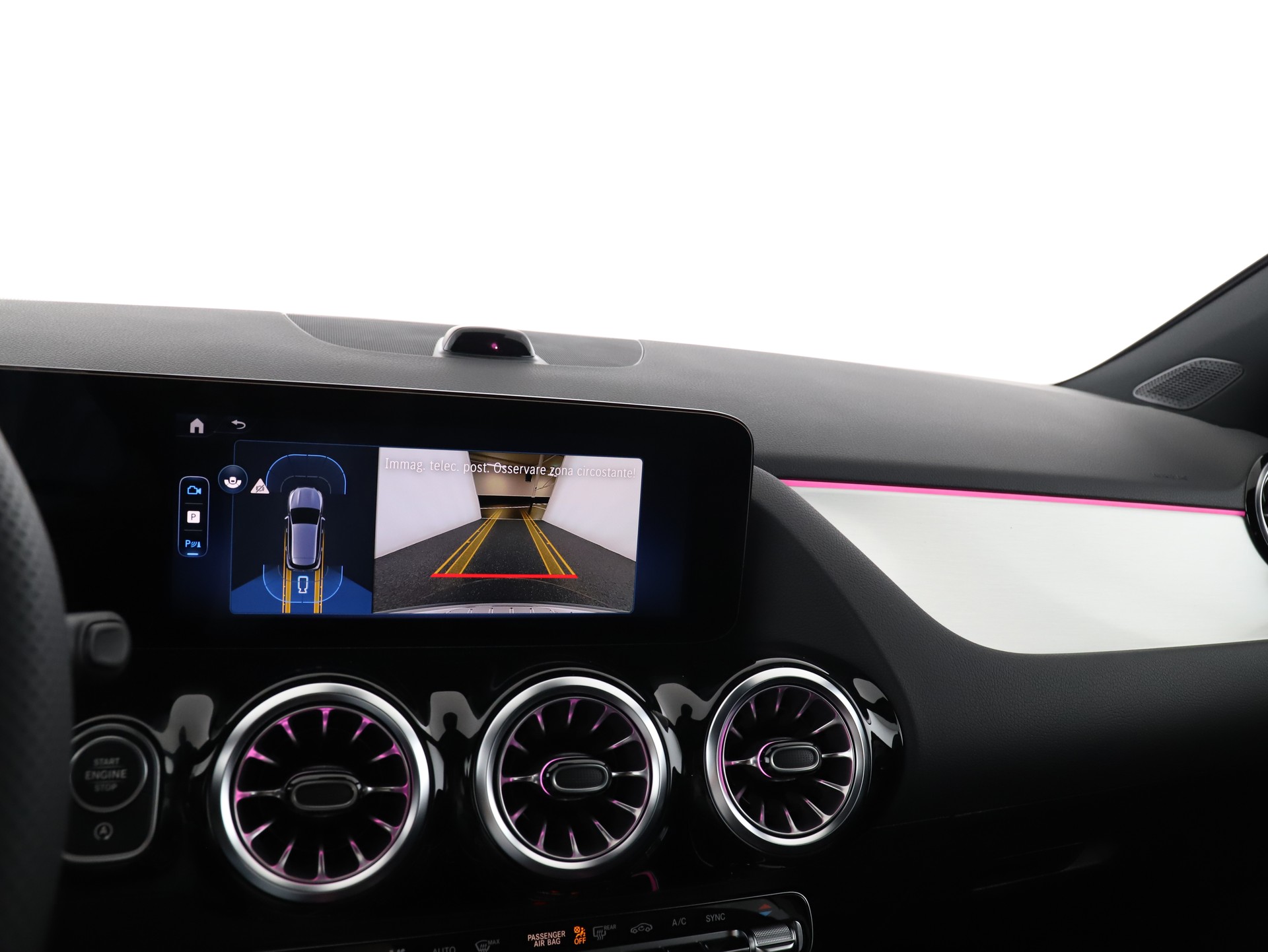 MERCEDES-BENZ GLA 200 Night Star 7G-D-image-14