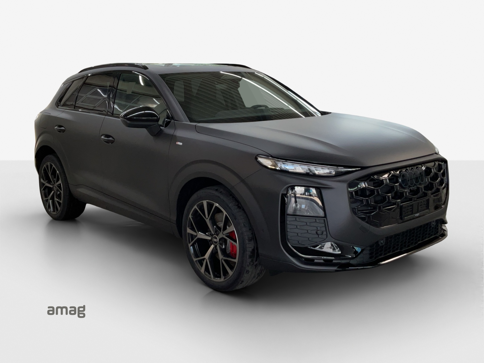 AUDI Q3 SUV TFSI quattro 195 kW S tronic-image-5