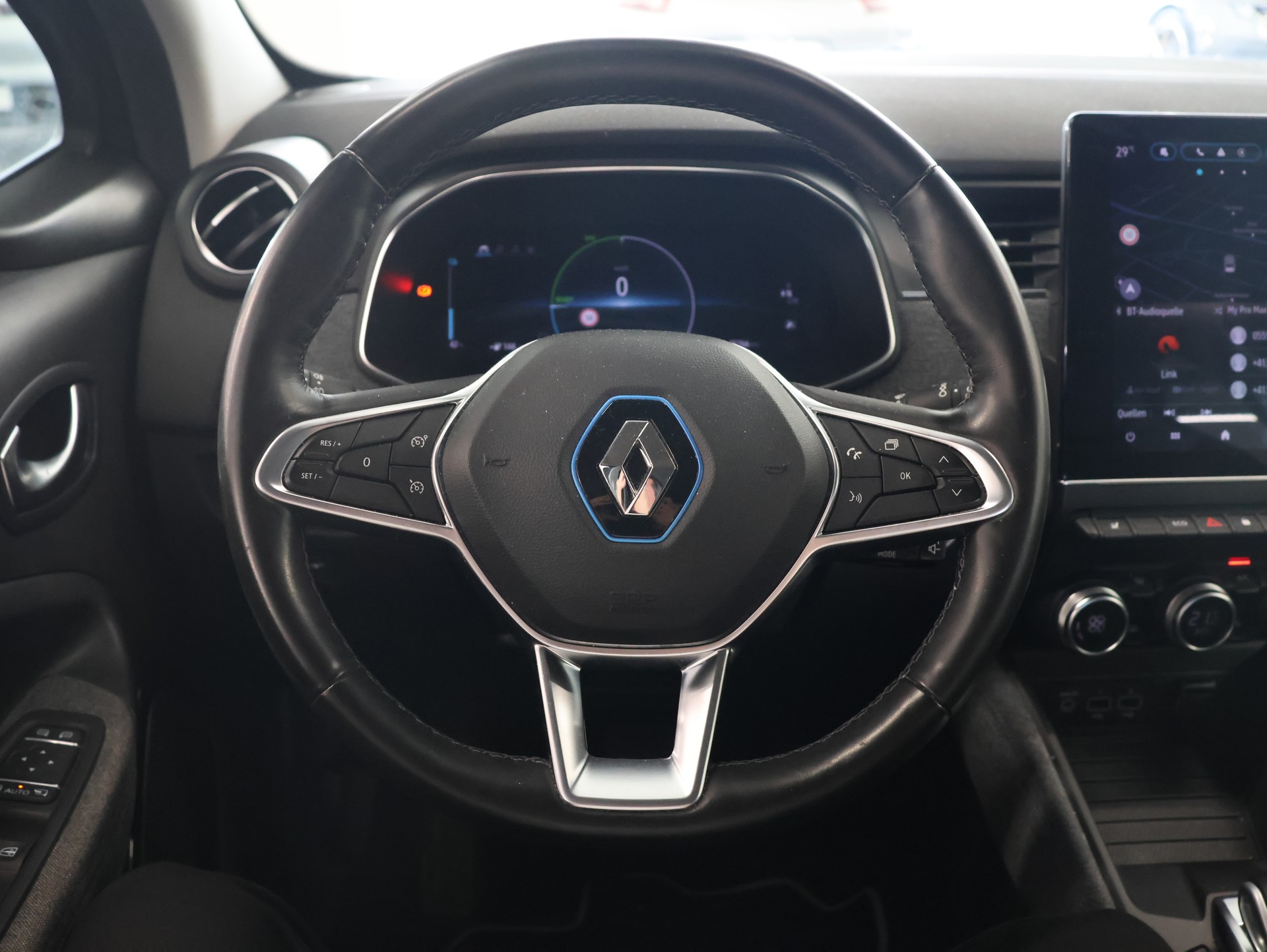 RENAULT Zoe Intens R135 (Batterie Miete) *Sitzheizung* *Rückfahrkamera*-image-13