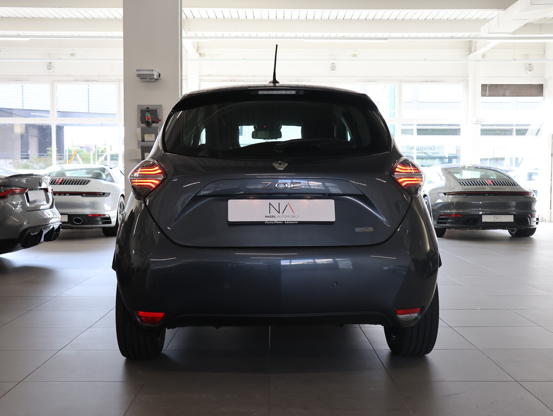 RENAULT Zoe Intens R135 (Batterie Miete) *Sitzheizung* *Rückfahrkamera*-image-4