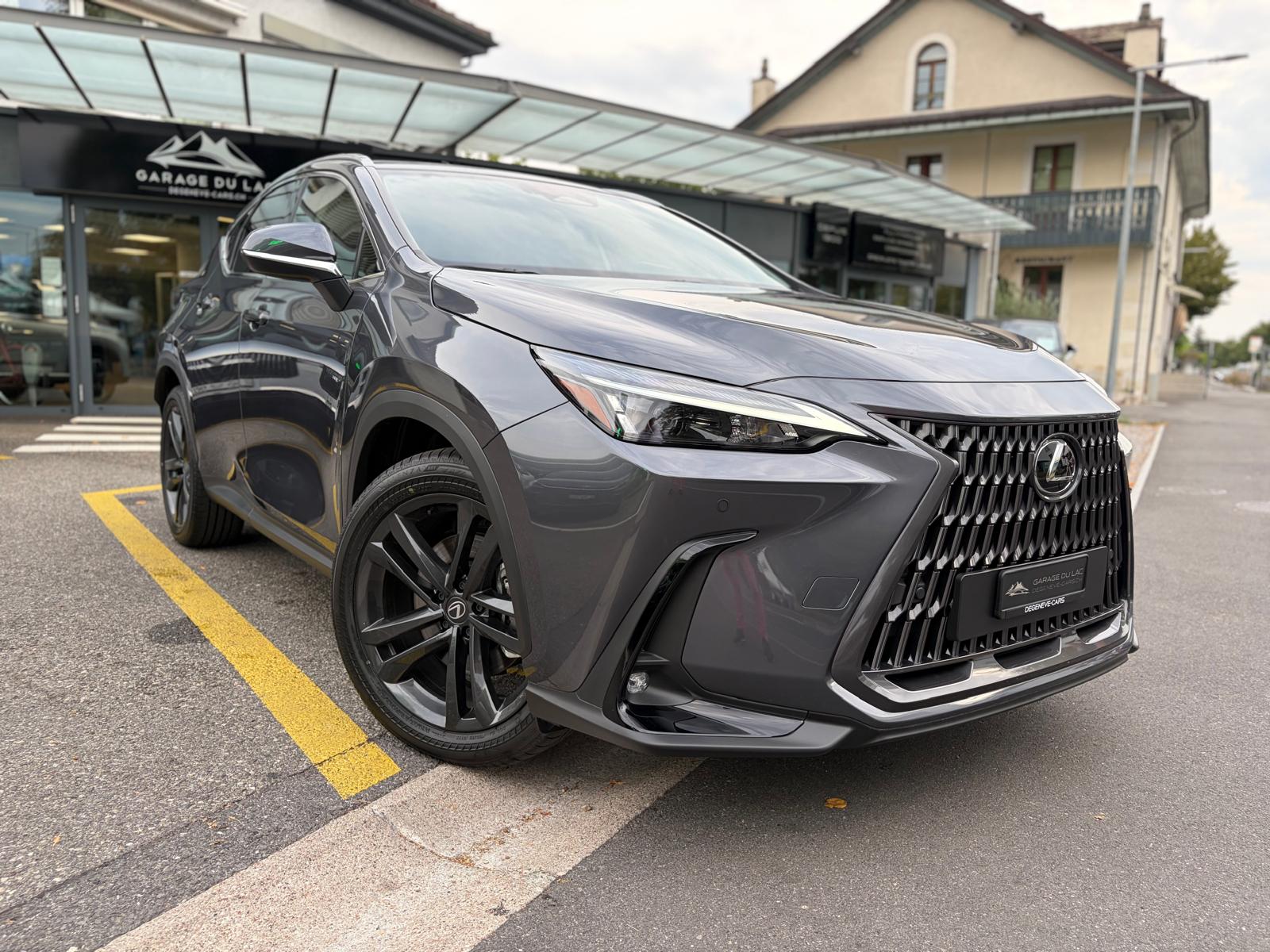 LEXUS NX 450h+ E-FOUR Comfort-image-0