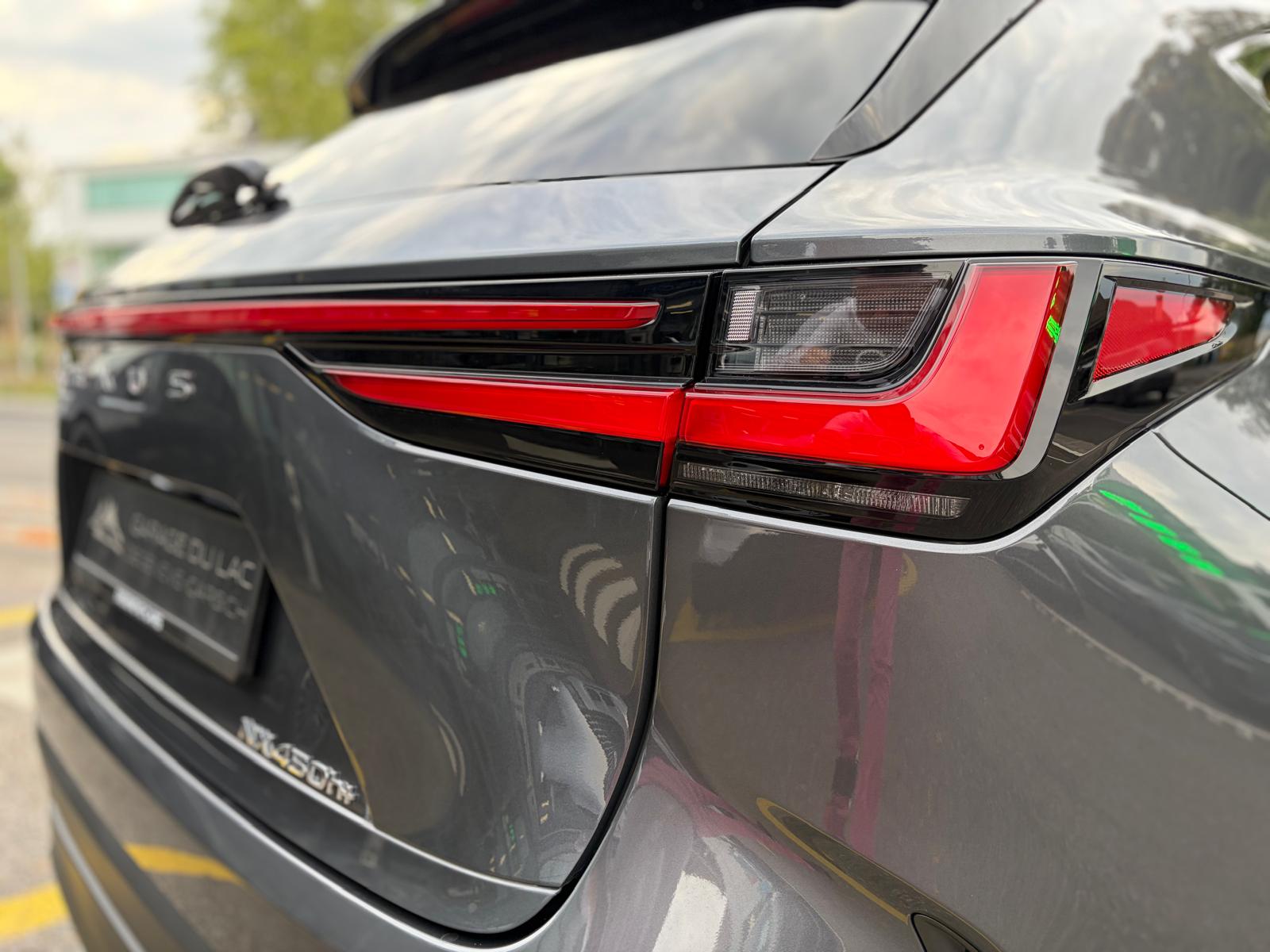LEXUS NX 450h+ E-FOUR Comfort-image-5