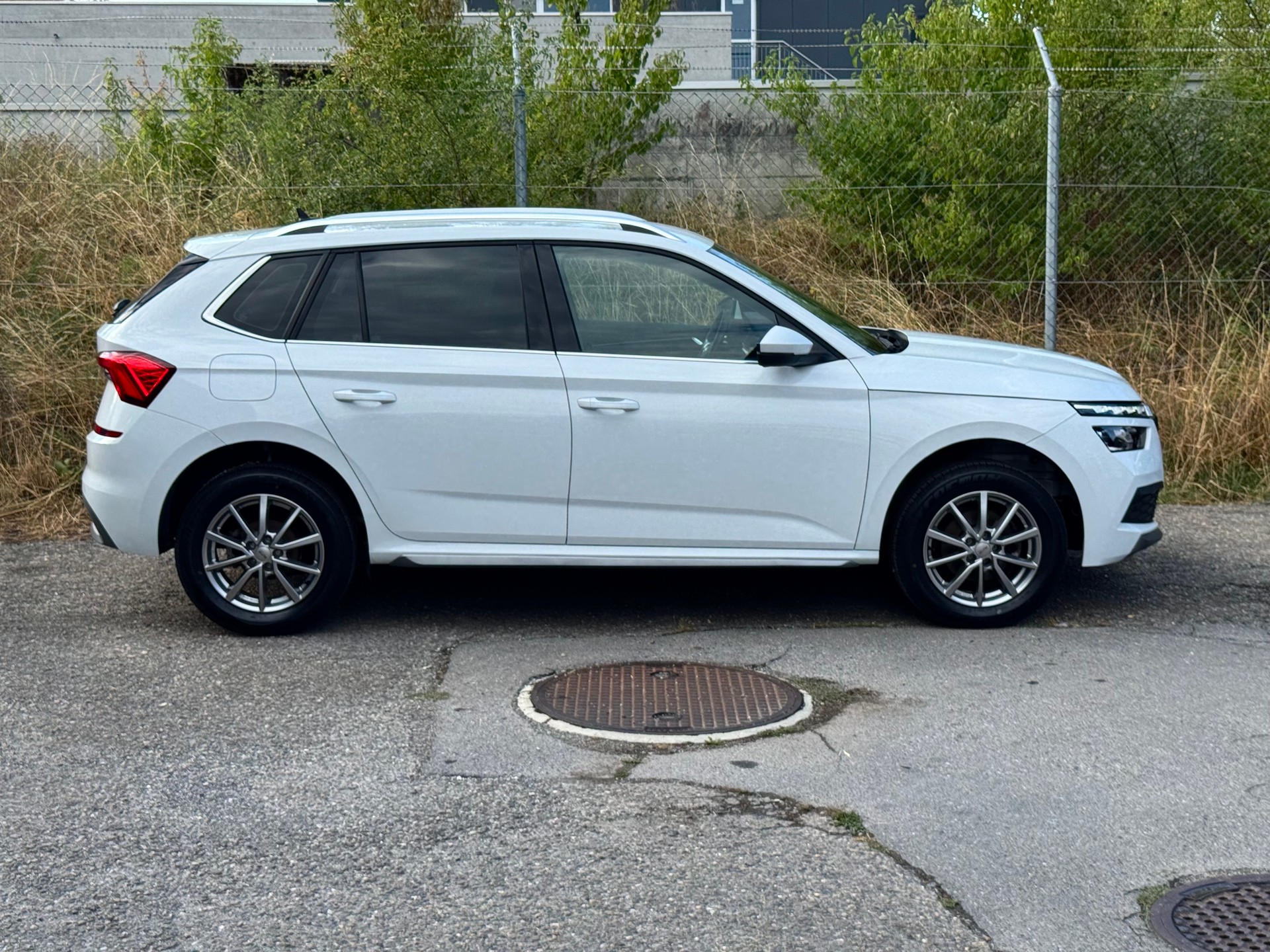 SKODA KAMIQ-image-2