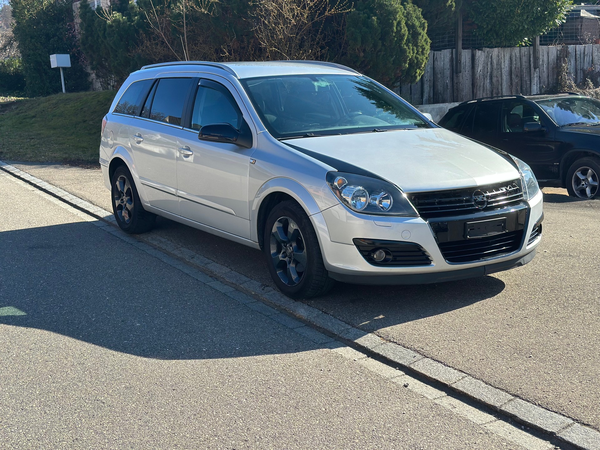 OPEL Astra Caravan 1.6i 16V TP Sport-image-3