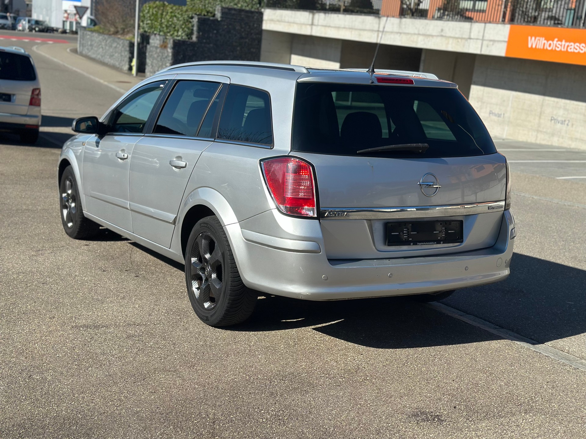 OPEL Astra Caravan 1.6i 16V TP Sport-image-7