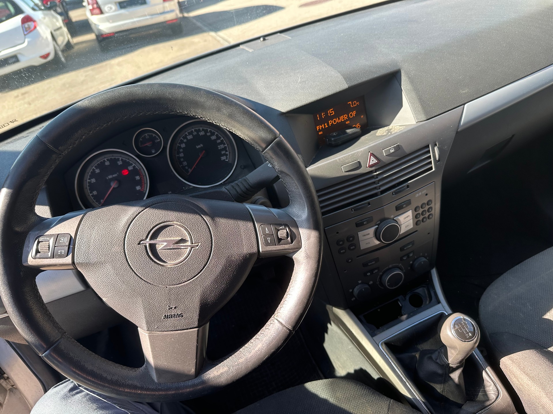 OPEL Astra Caravan 1.6i 16V TP Sport-image-11