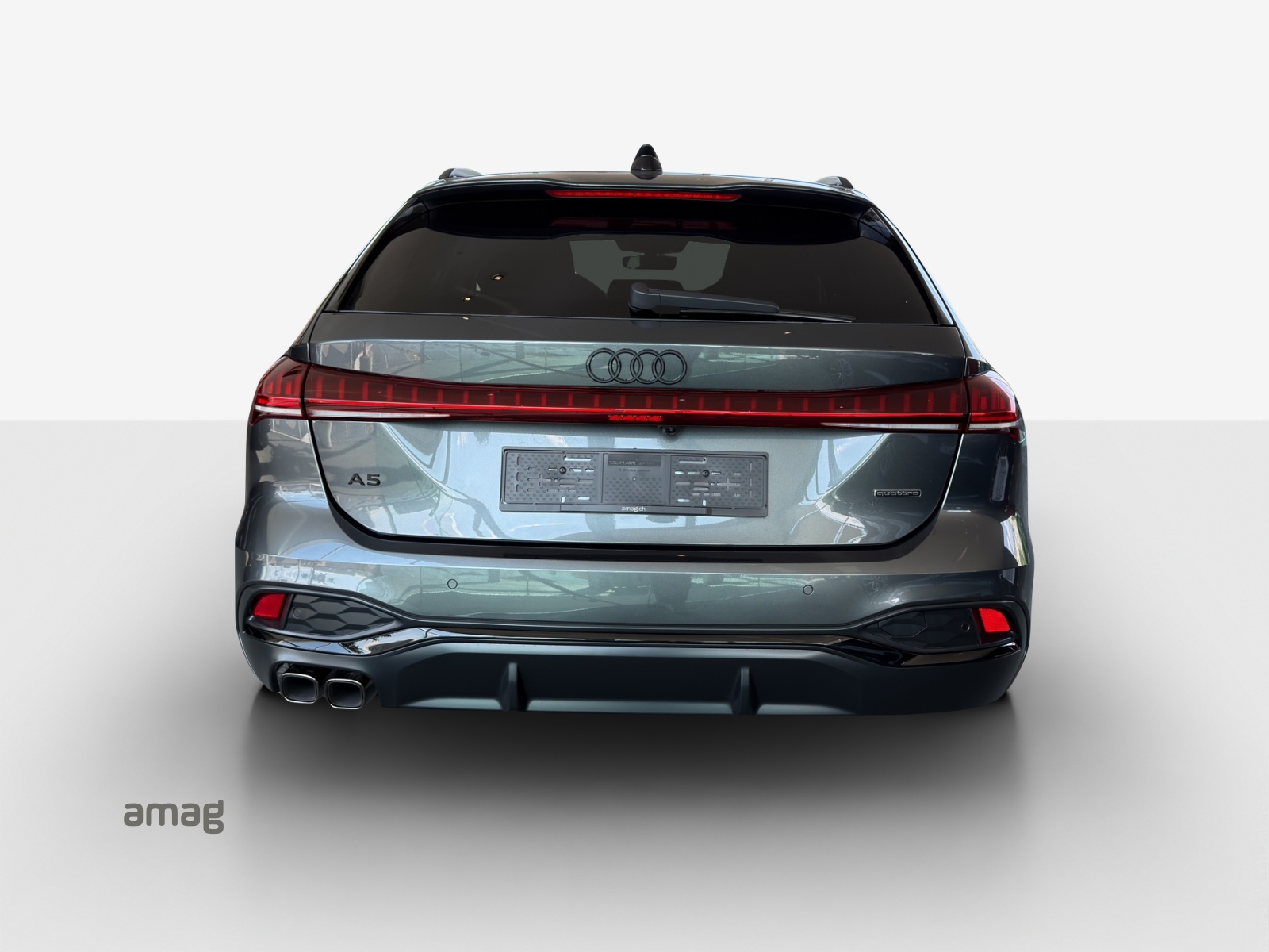 AUDI A5 Avant TDI quattro 150 kW Attraction S tronic-image-3