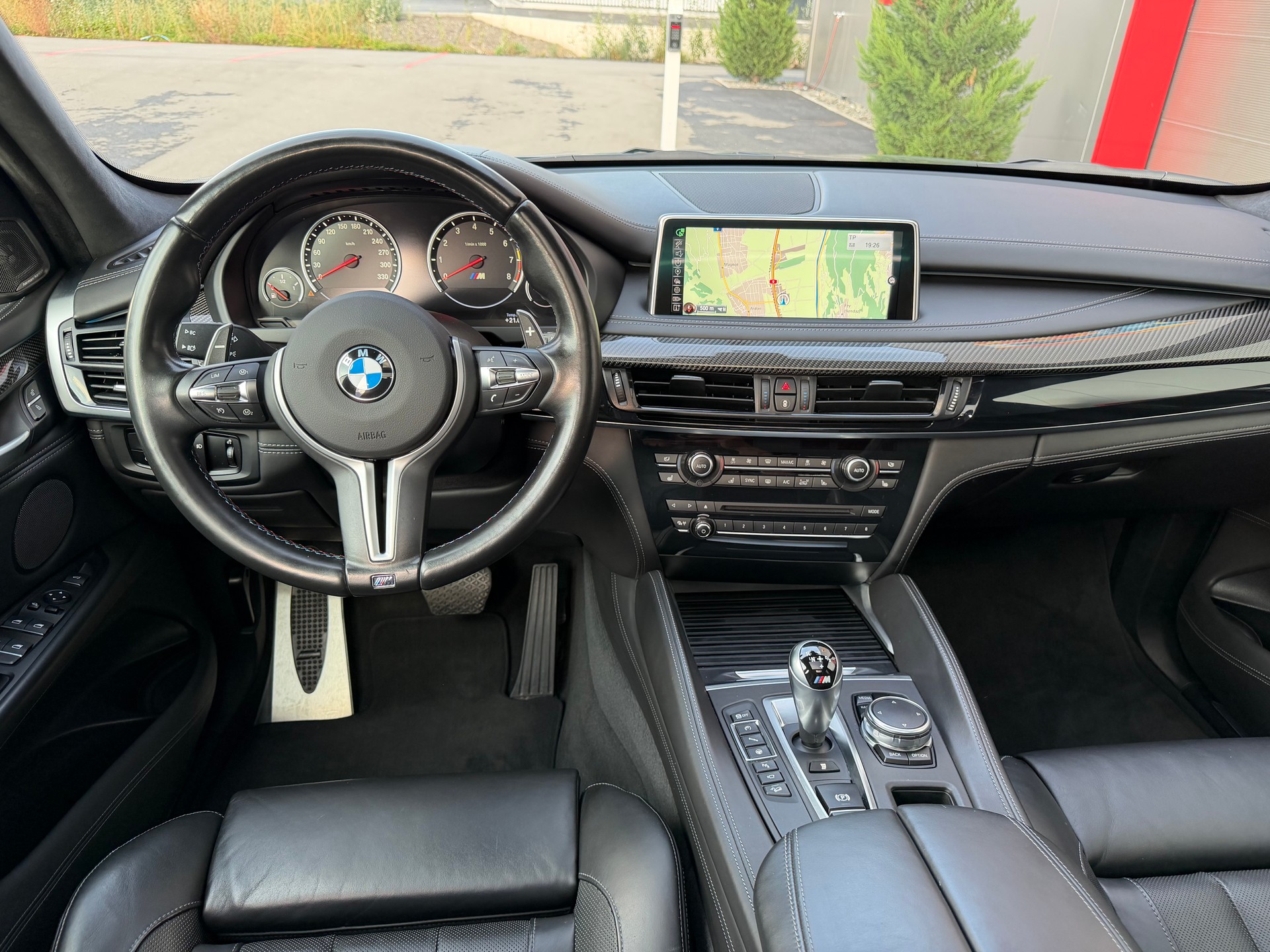 BMW X5M Steptronic-image-16