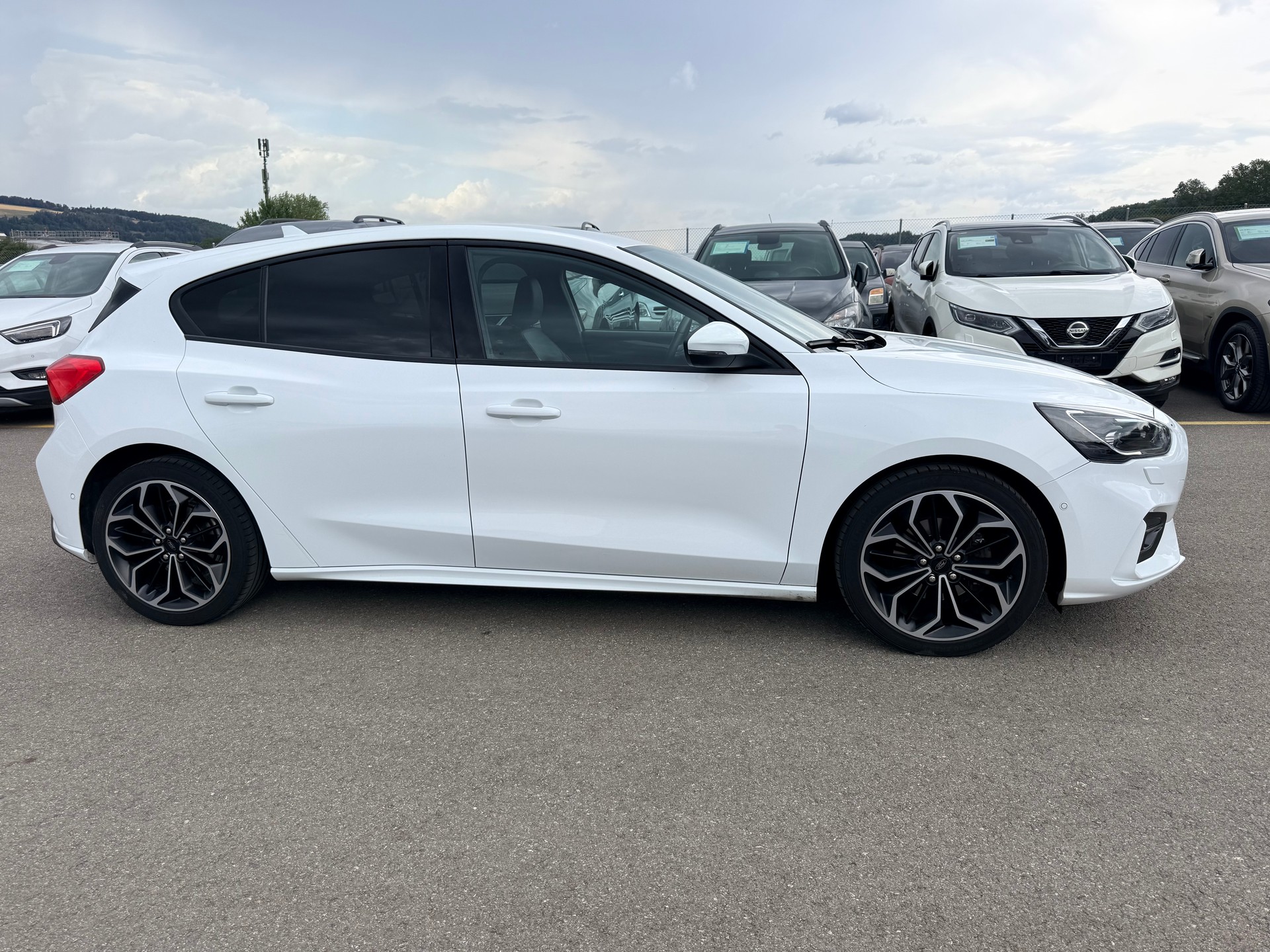 FORD Focus 1.0 SCTi Business-image-5