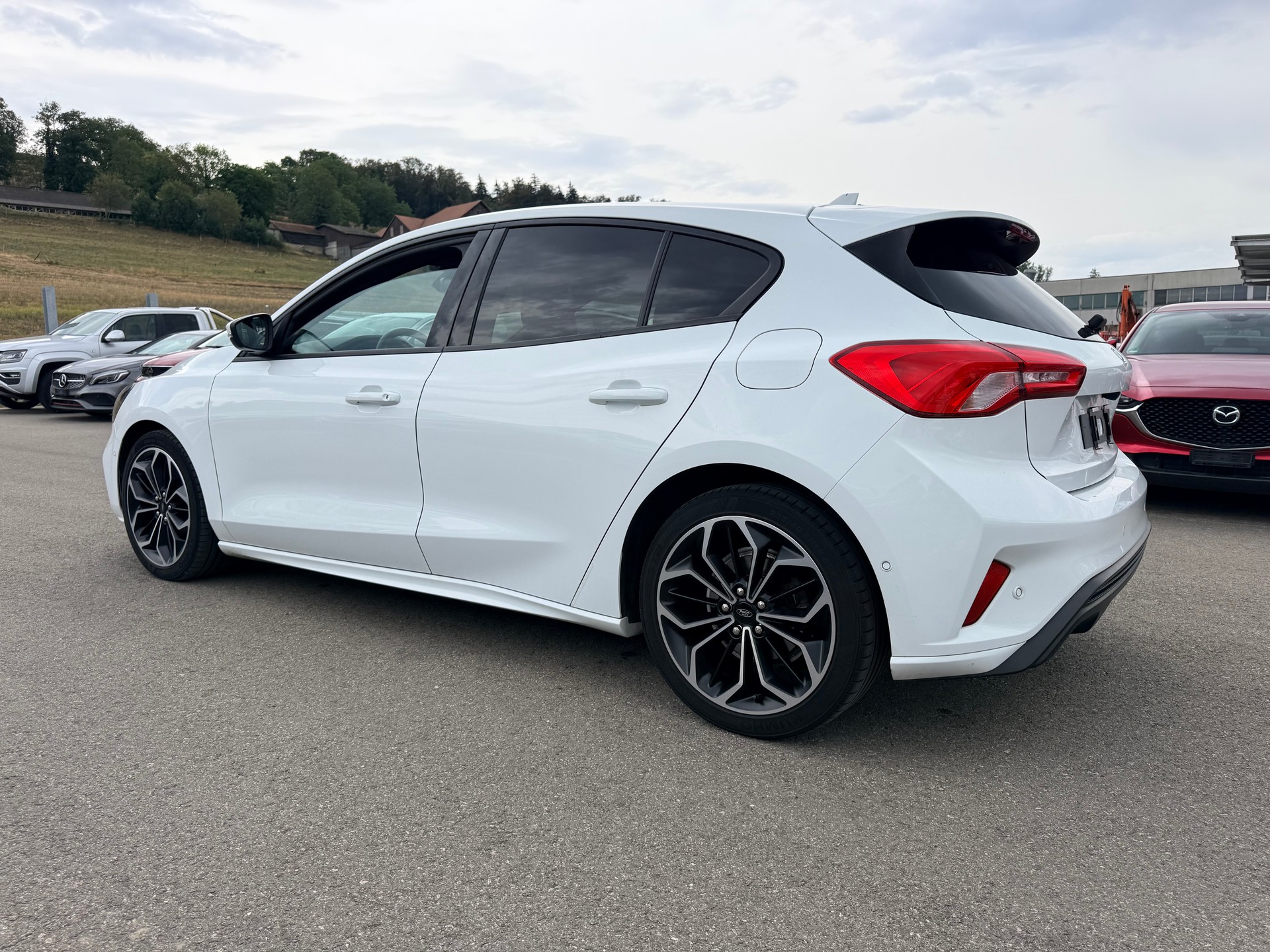 FORD Focus 1.0 SCTi Business-image-9