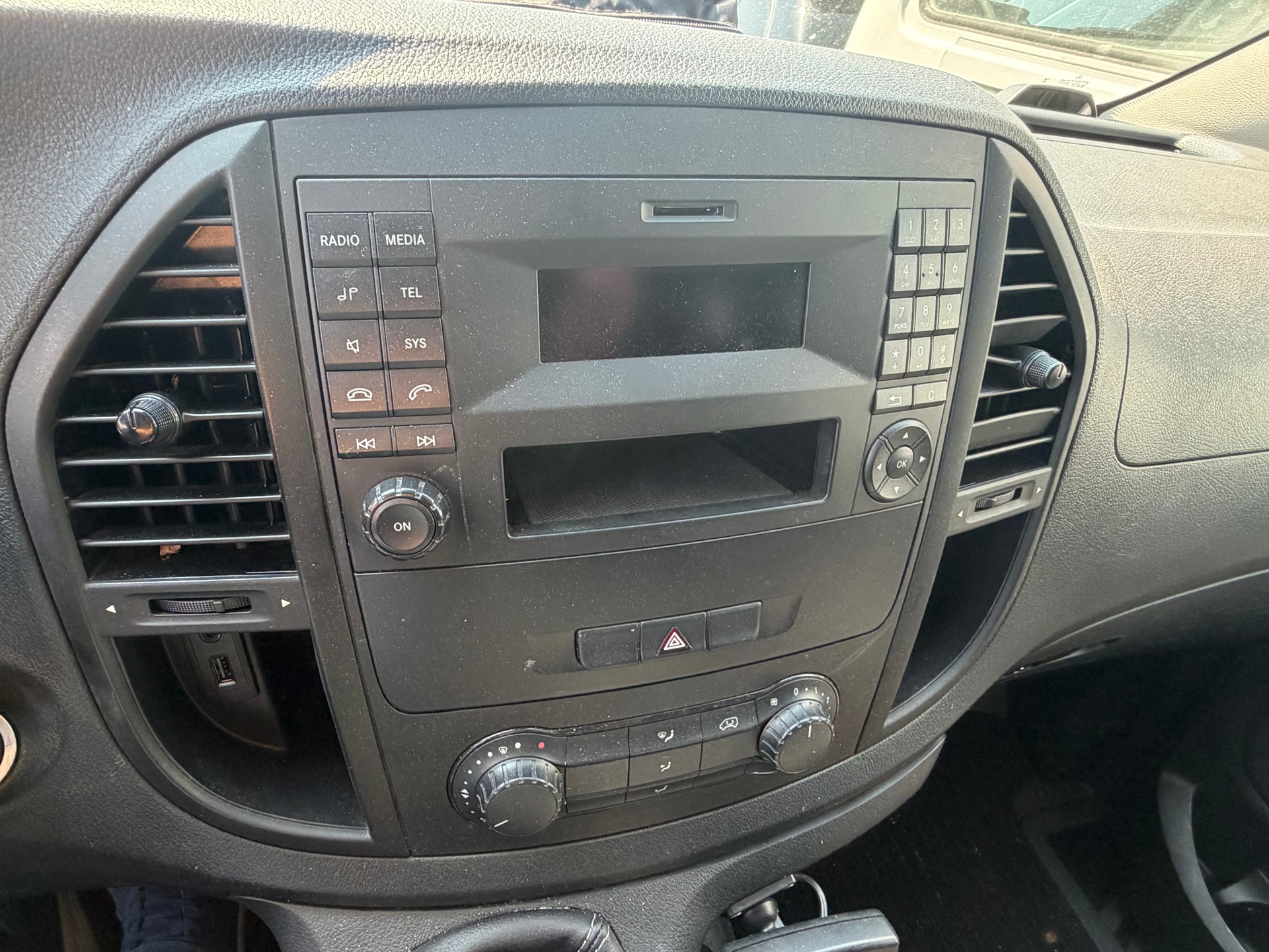 MERCEDES-BENZ Vito 111 CDI EL Euro 5-image-7
