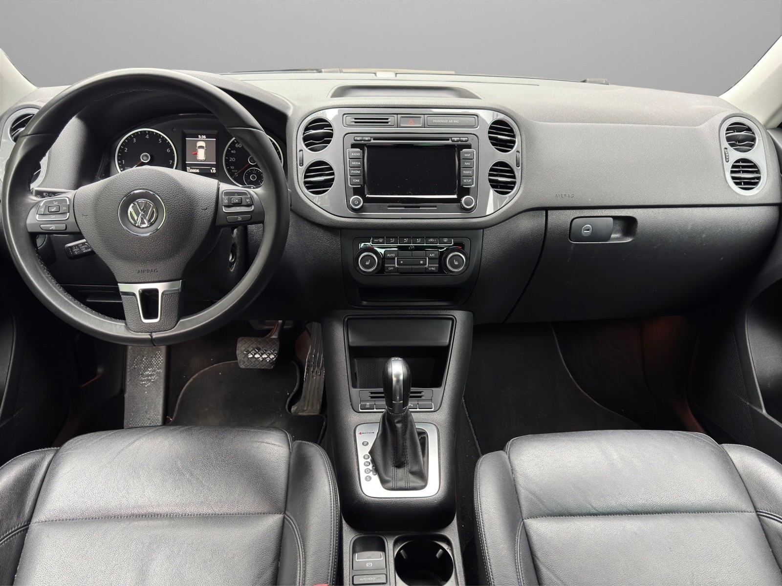 VW Tiguan 2.0 TSI Sport&Style 4Motion DSG-image-8