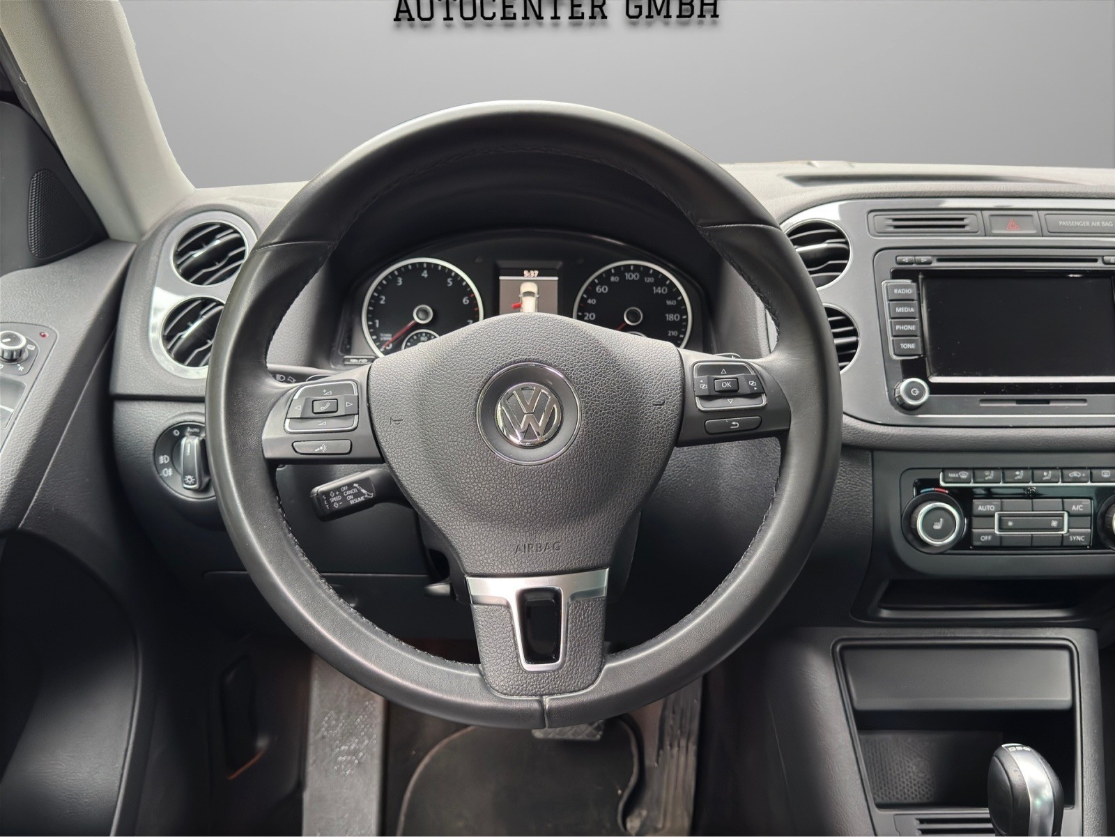 VW Tiguan 2.0 TSI Sport&Style 4Motion DSG-image-9