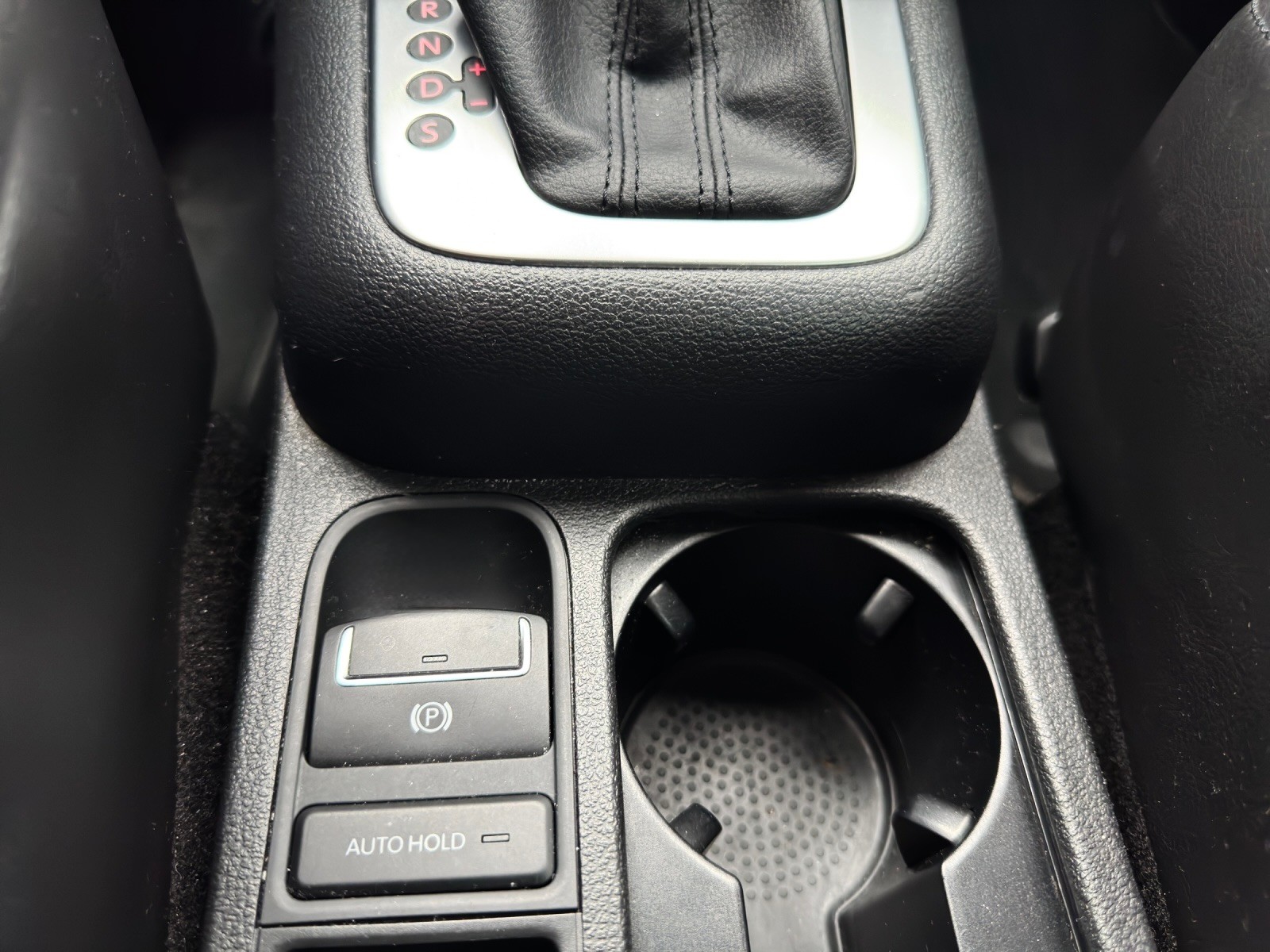 VW Tiguan 2.0 TSI Sport&Style 4Motion DSG-image-17